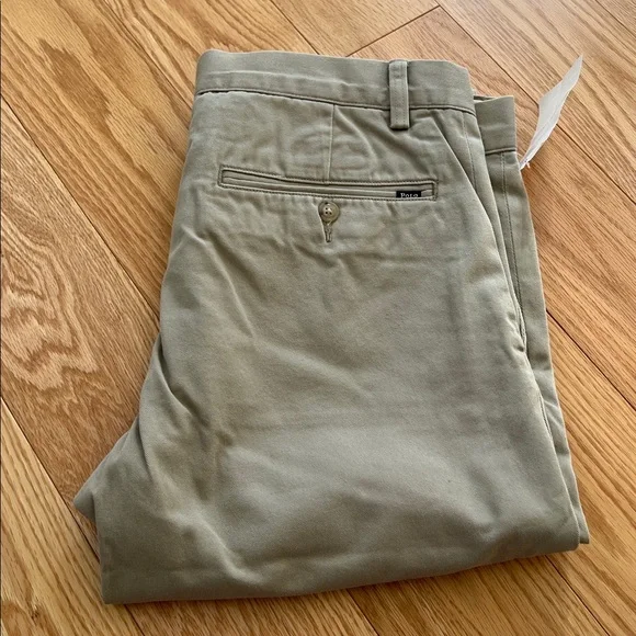 New! Polo Ralph Lauren Men's 32/30 Khaki slim fit Chinos.